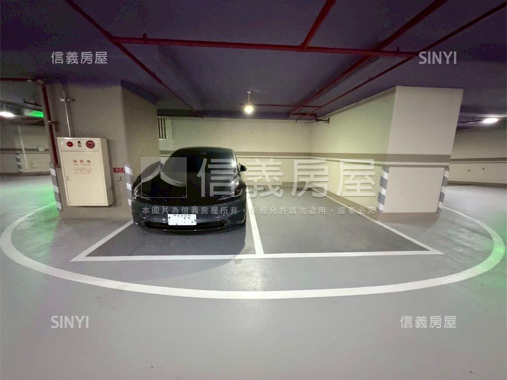 仰星殿頂樓｜兩房平面車位房屋室內格局與周邊環境