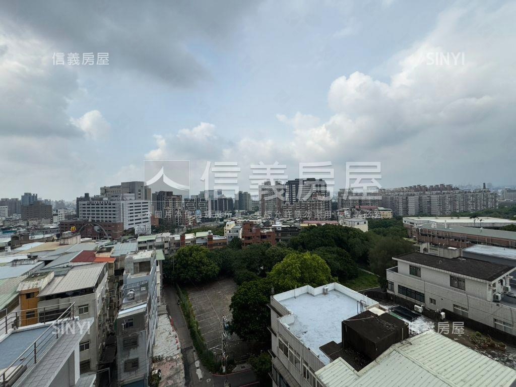金摩登美景套房房屋室內格局與周邊環境