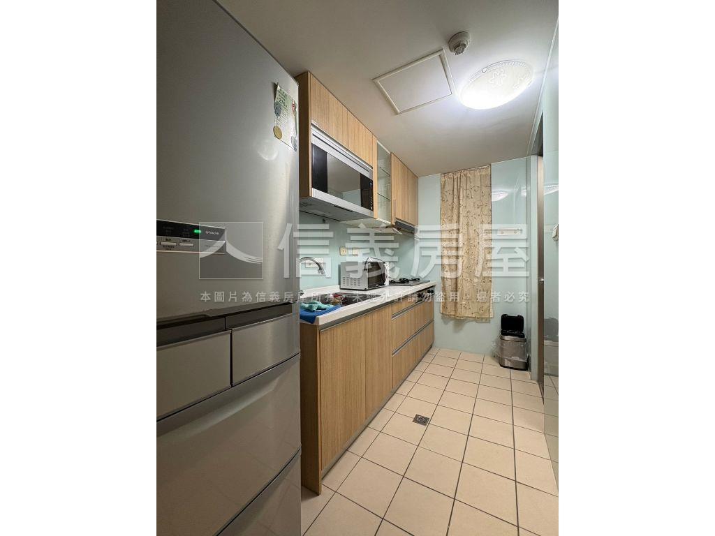 ★海華巴黎美三房房屋室內格局與周邊環境