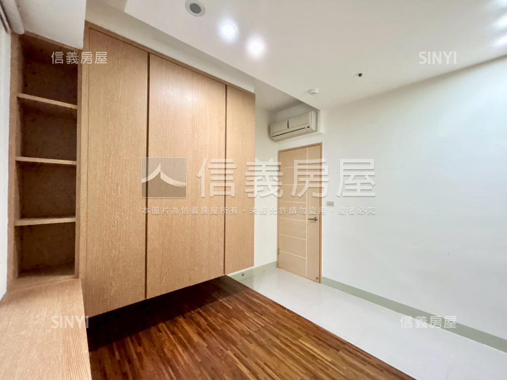 專任芬蘭高樓美三房房屋室內格局與周邊環境