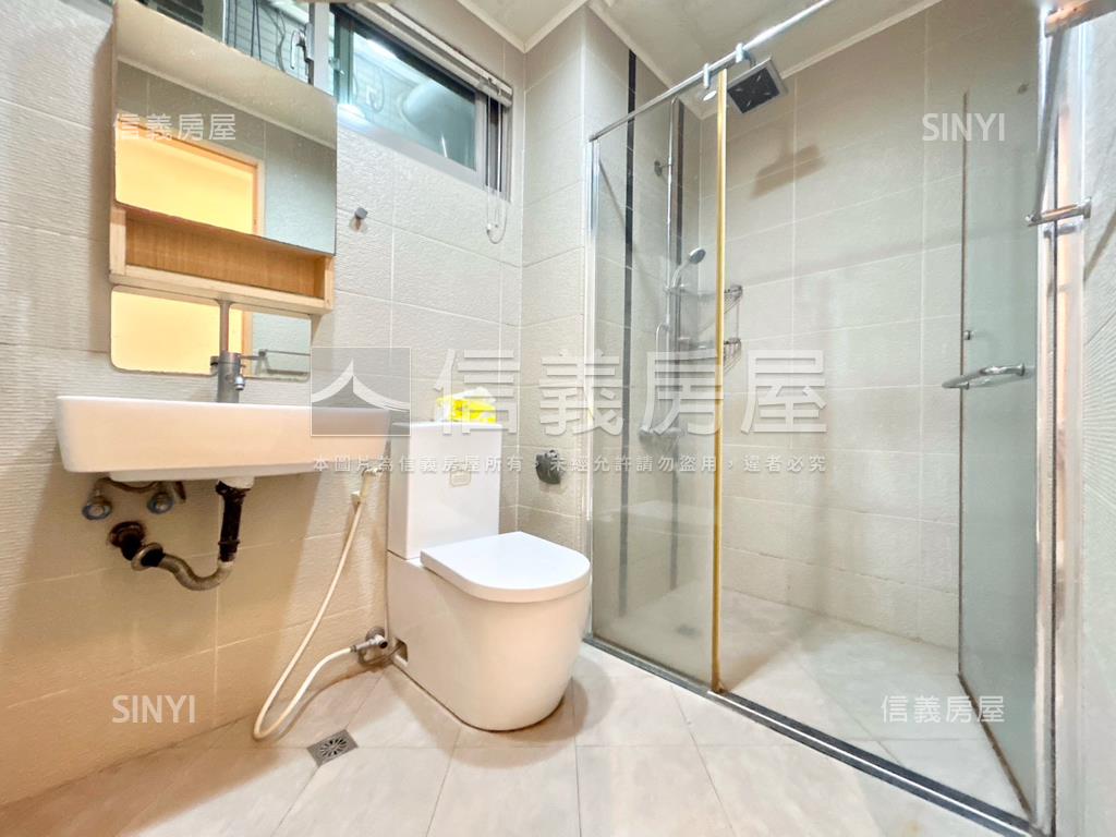 專任芬蘭高樓美三房房屋室內格局與周邊環境