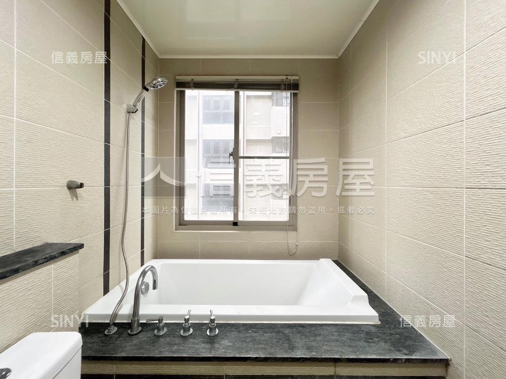 專任芬蘭高樓美三房房屋室內格局與周邊環境