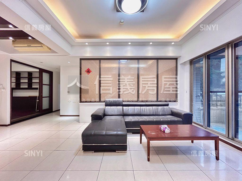 仙境傳說四房車位房屋室內格局與周邊環境