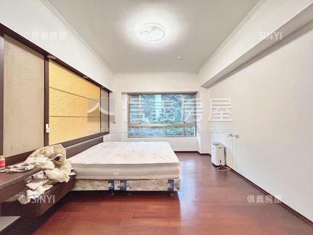 仙境傳說四房車位房屋室內格局與周邊環境