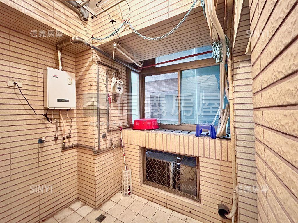 仙境傳說四房車位房屋室內格局與周邊環境