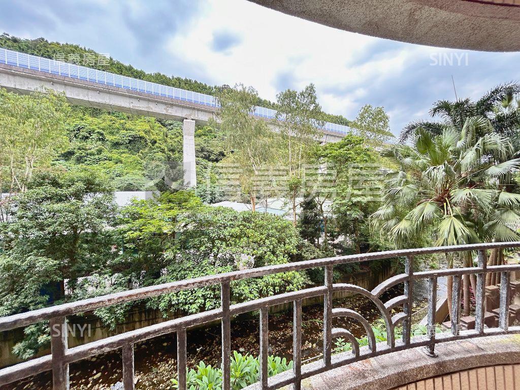 仙境傳說四房車位房屋室內格局與周邊環境