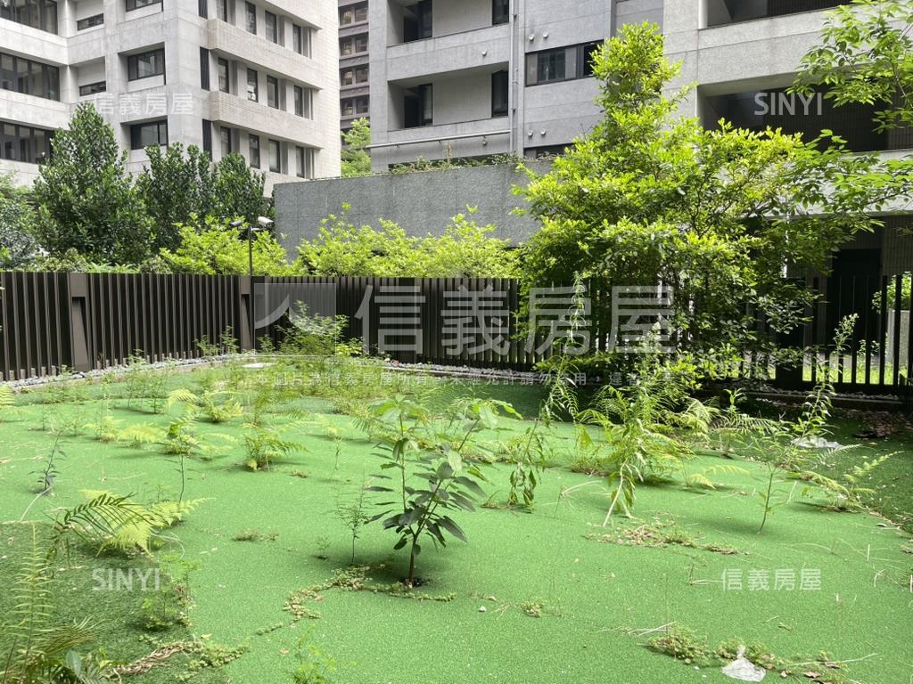 四季館美屋房屋室內格局與周邊環境
