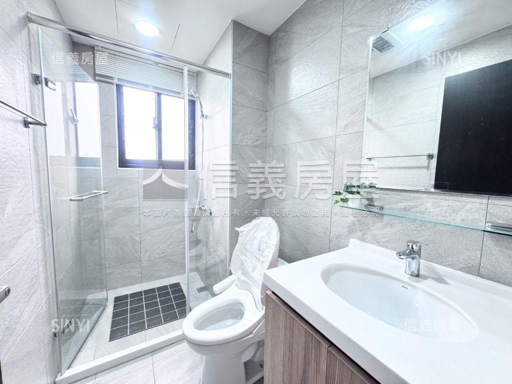 客運園區景觀發財兩房車位房屋室內格局與周邊環境