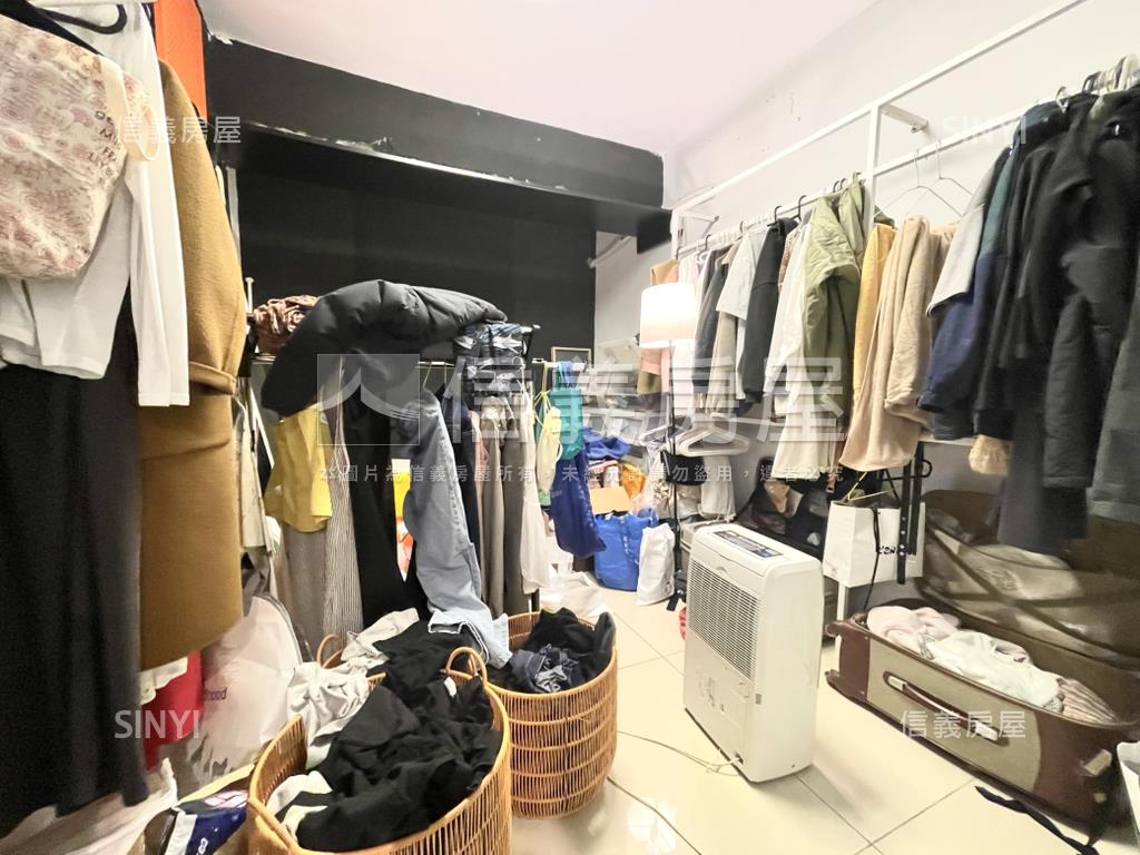 美之城二樓低總好成家房屋室內格局與周邊環境