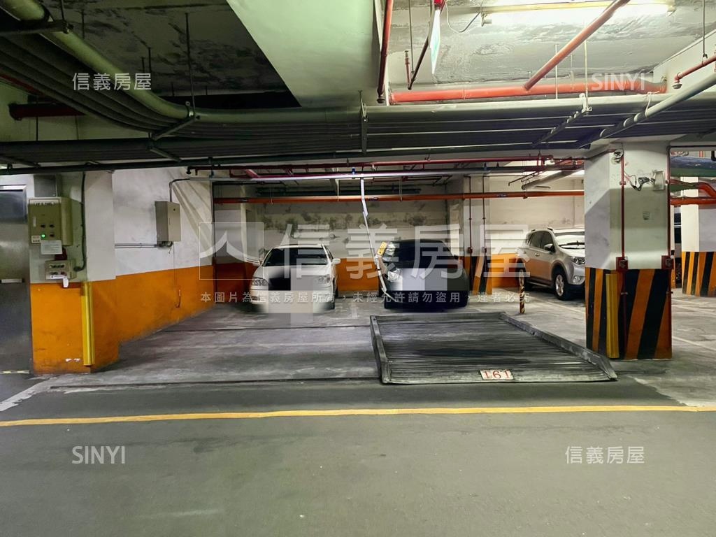 七張捷運美三房＋車位房屋室內格局與周邊環境