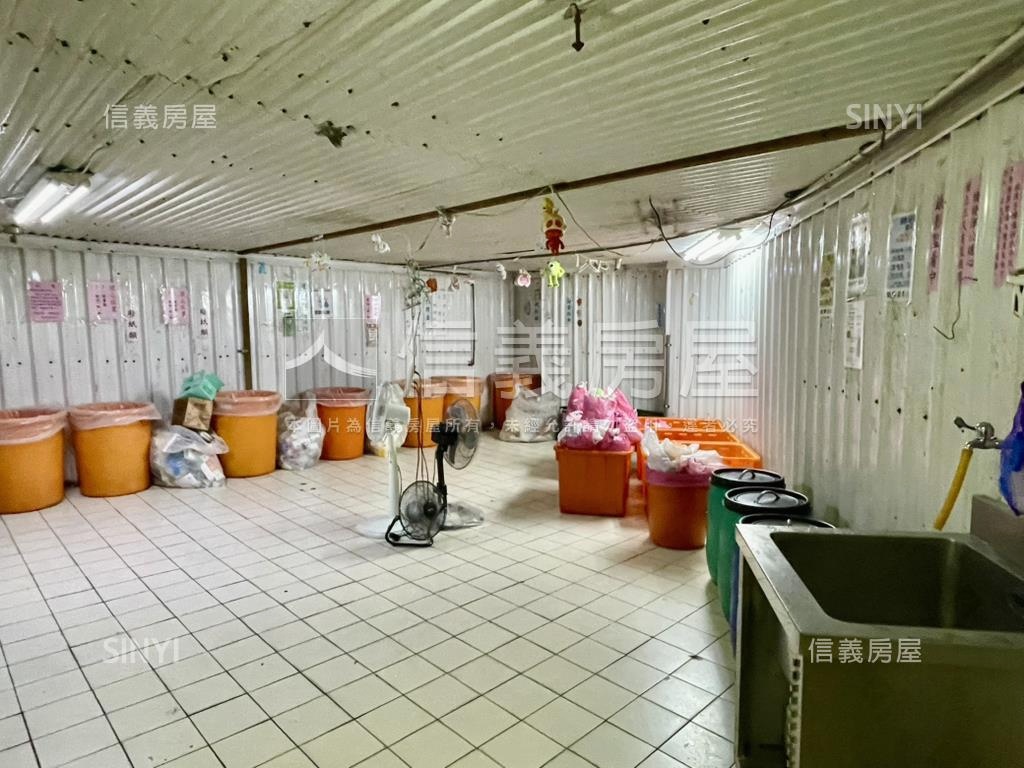 七張捷運美三房＋車位房屋室內格局與周邊環境