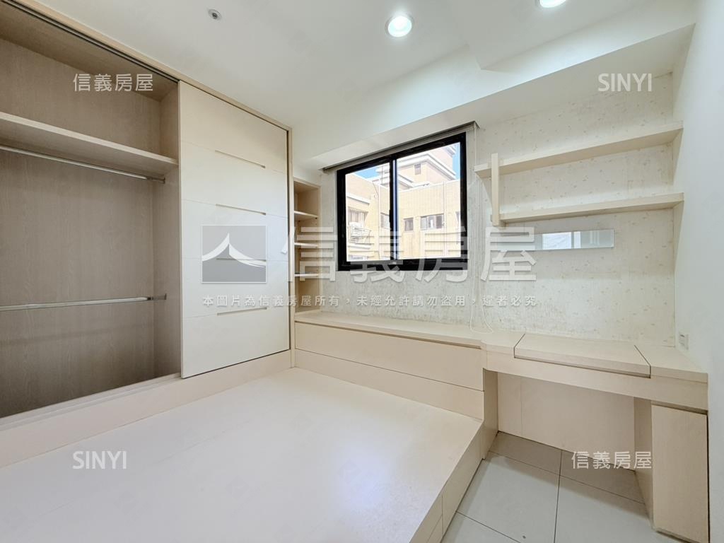 全民時代四房雙車位房屋室內格局與周邊環境