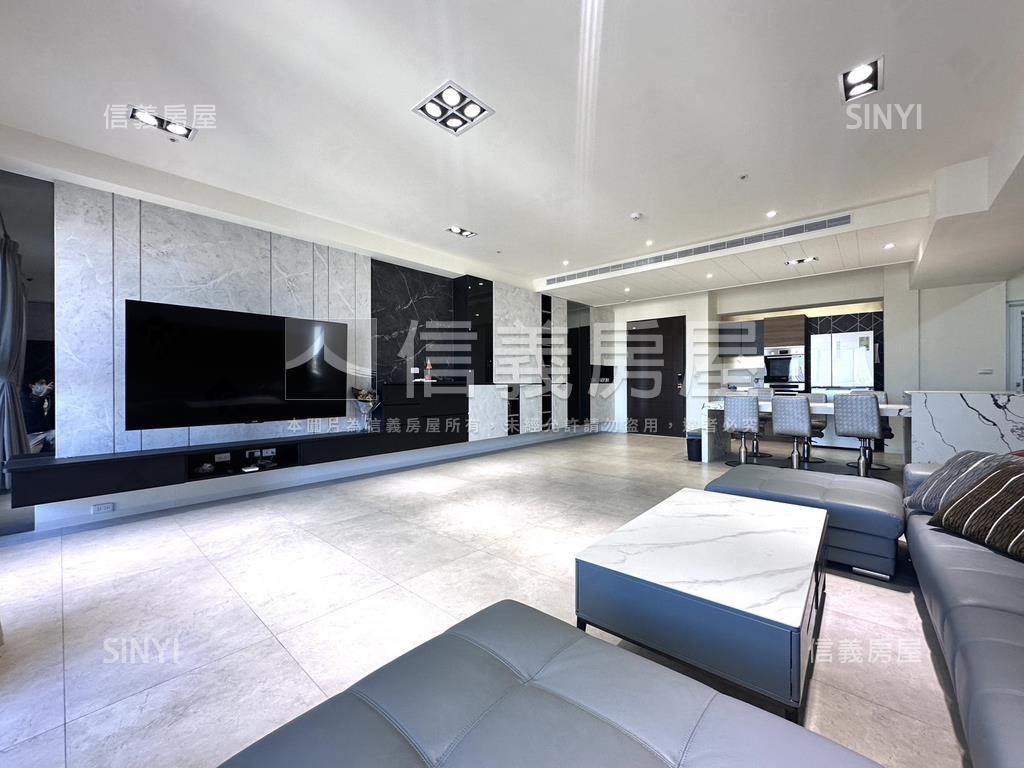 皇龍雲鼎｜藏景雙車名邸房屋室內格局與周邊環境