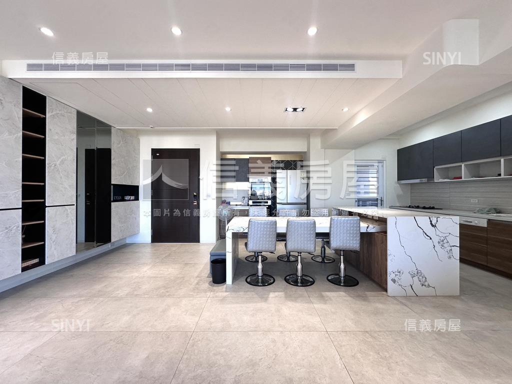 皇龍雲鼎｜藏景雙車名邸房屋室內格局與周邊環境