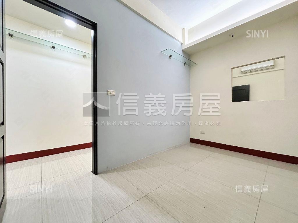 近中國醫商圈加蓋電梯透天房屋室內格局與周邊環境