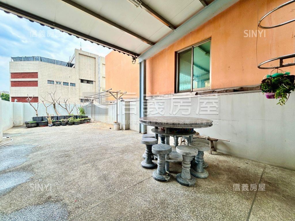 近中國醫商圈加蓋電梯透天房屋室內格局與周邊環境