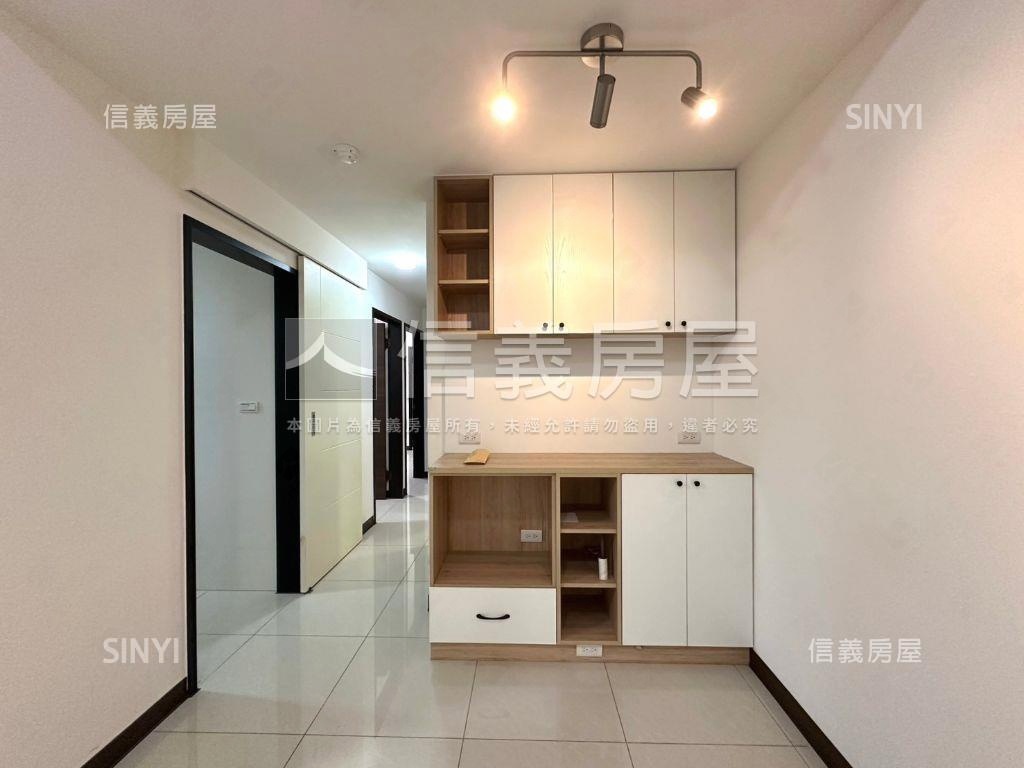 龍安‧好市佳‧三房車位房屋室內格局與周邊環境
