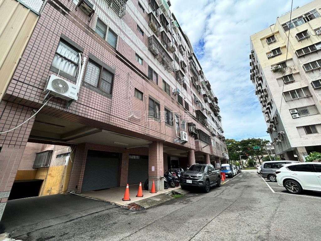 急！精武車站旁三房車位房屋室內格局與周邊環境