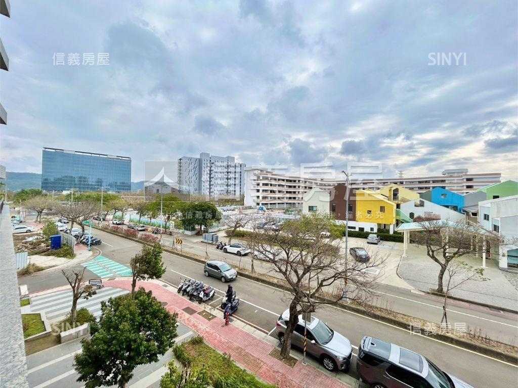 鼎東賦Ａ格局歡迎預約詢問房屋室內格局與周邊環境