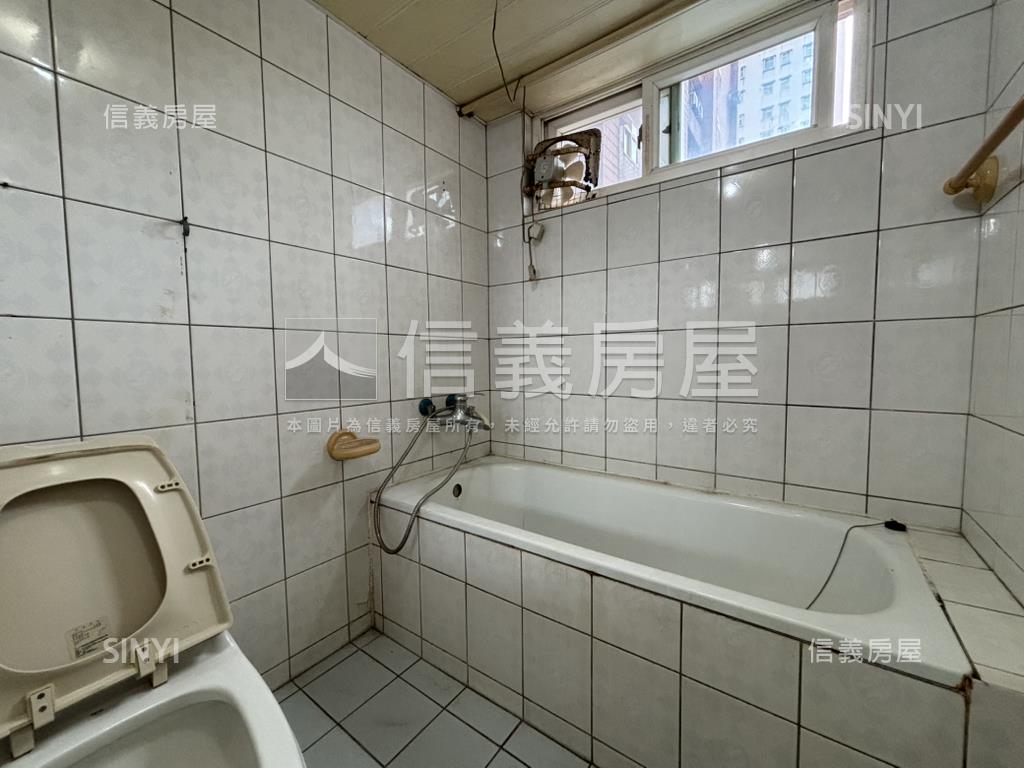淡江豪景低總價三房房屋室內格局與周邊環境