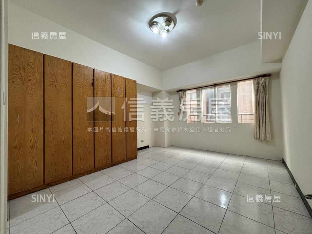 淡江豪景低總價三房房屋室內格局與周邊環境