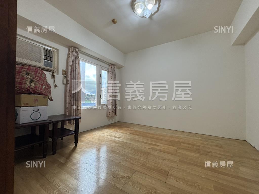 淡江豪景低總價三房房屋室內格局與周邊環境