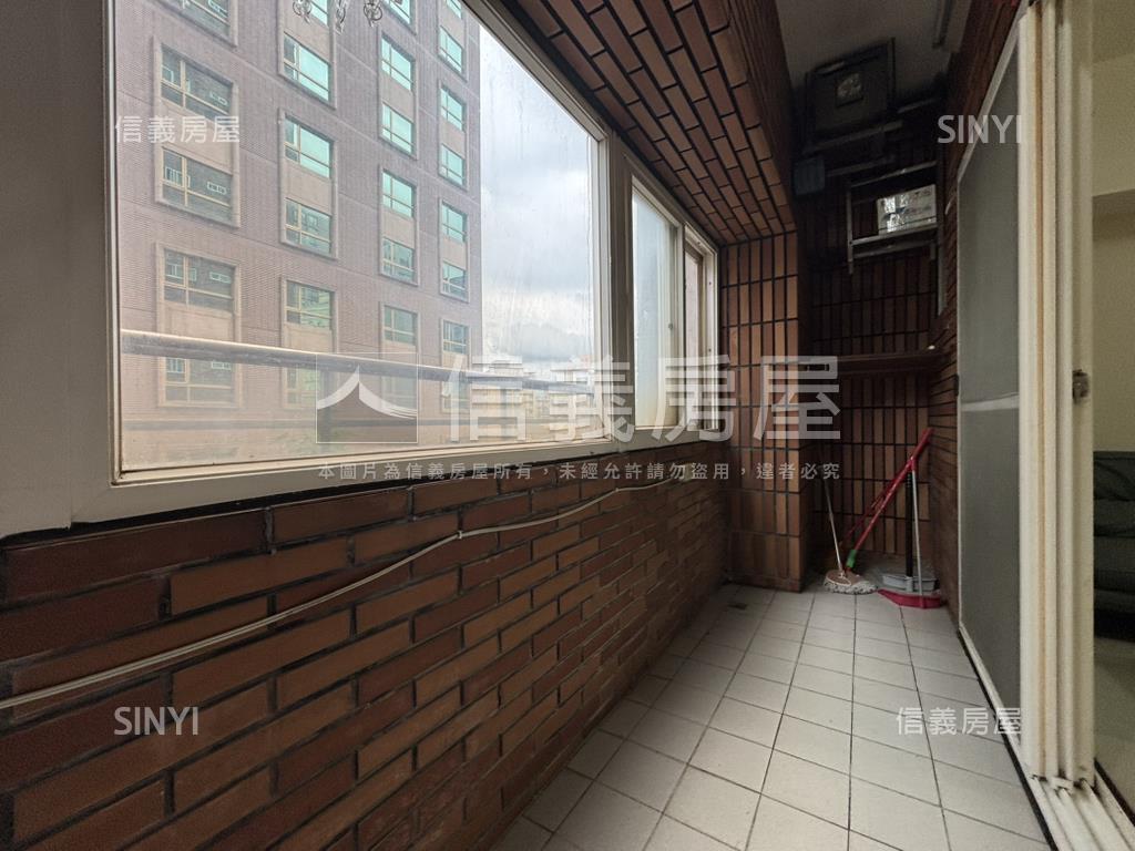 淡江豪景低總價三房房屋室內格局與周邊環境