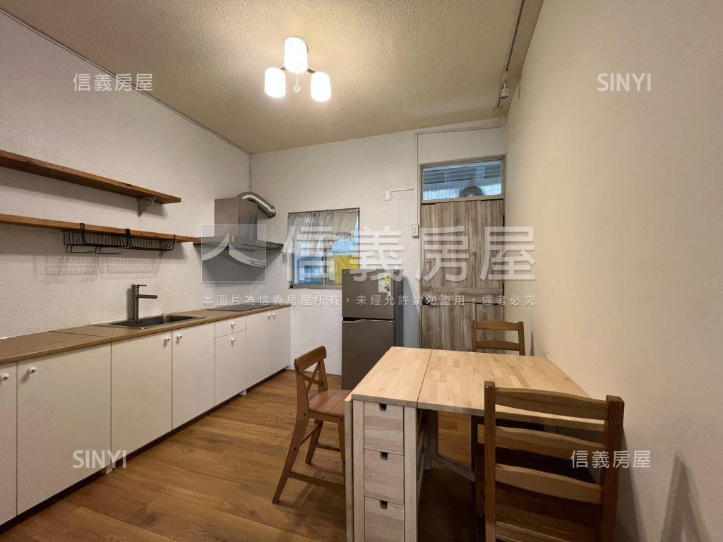 亞伯巷清新三樓寓房屋室內格局與周邊環境