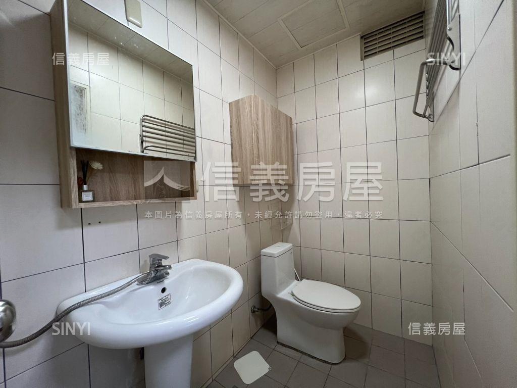 亞伯巷清新三樓寓房屋室內格局與周邊環境