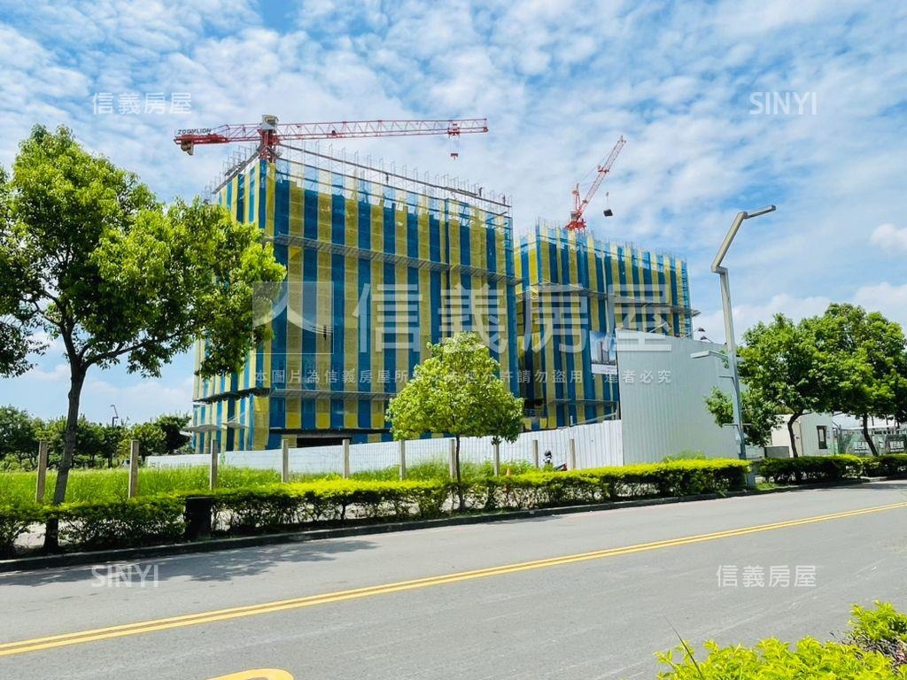 中央公園Ｓ１３樓Ｂ２平車房屋室內格局與周邊環境