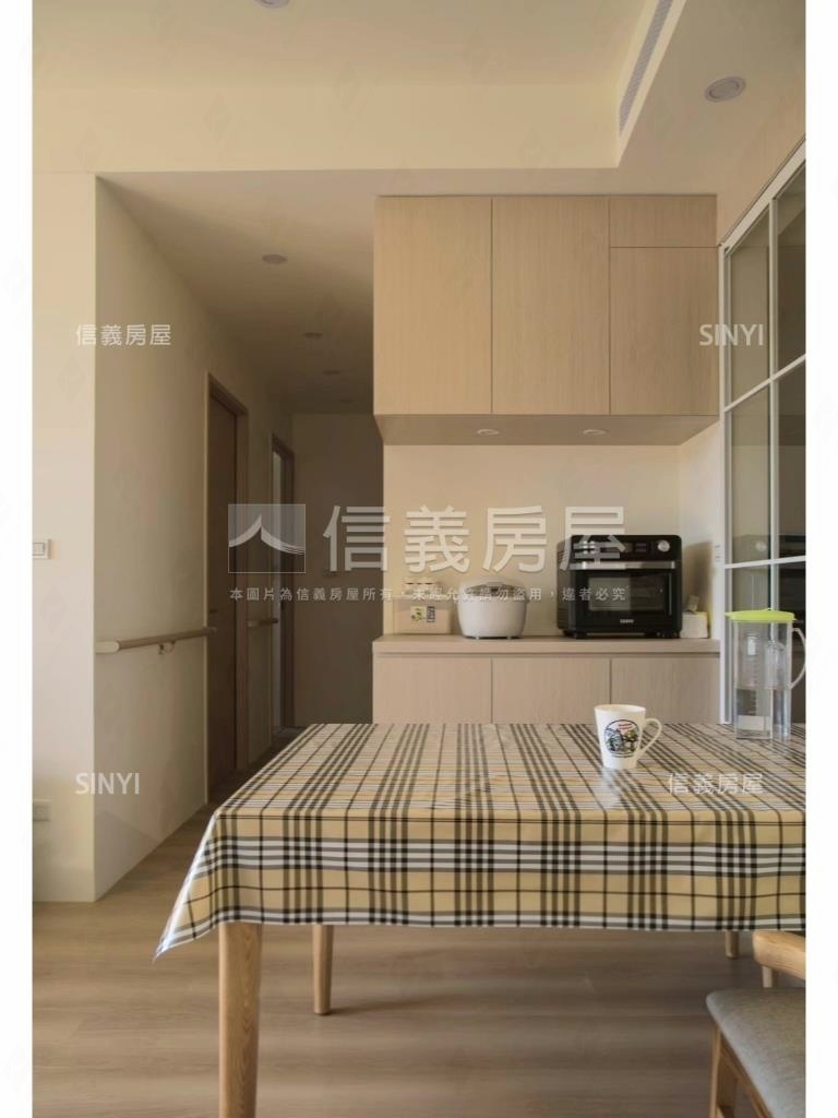 春城愛三房露臺車位房屋室內格局與周邊環境