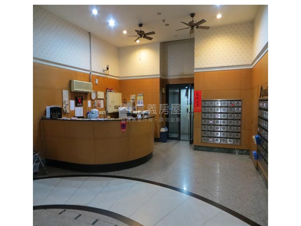 新好國宅兩房房屋室內格局與周邊環境