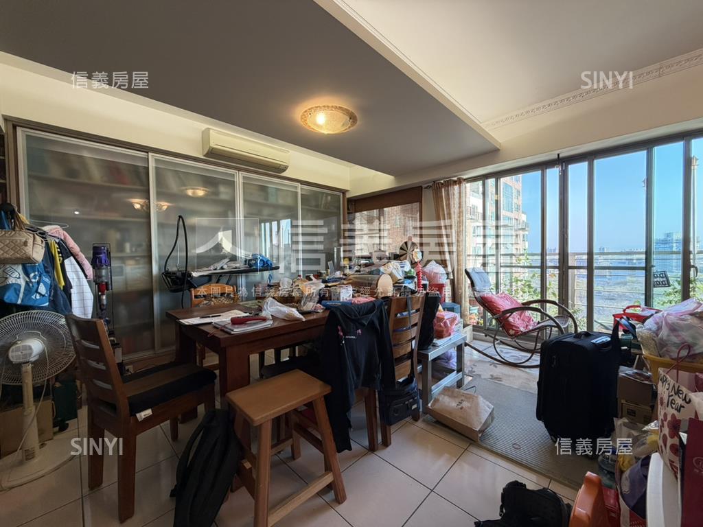 八期視野景觀戶附三平車房屋室內格局與周邊環境