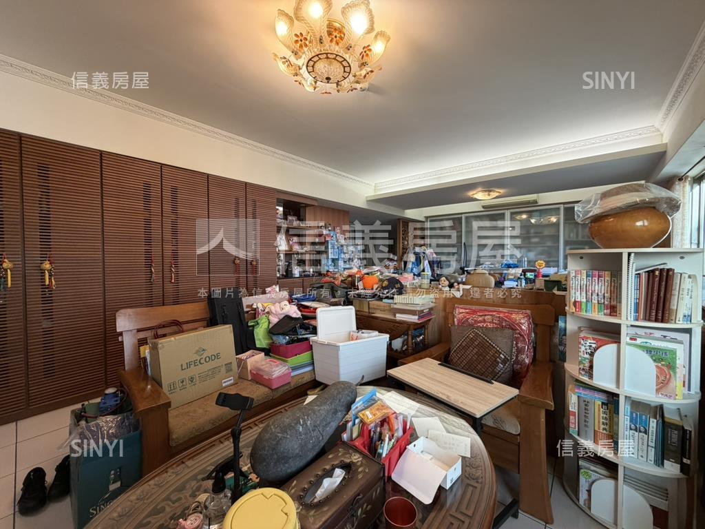 八期視野景觀戶附三平車房屋室內格局與周邊環境