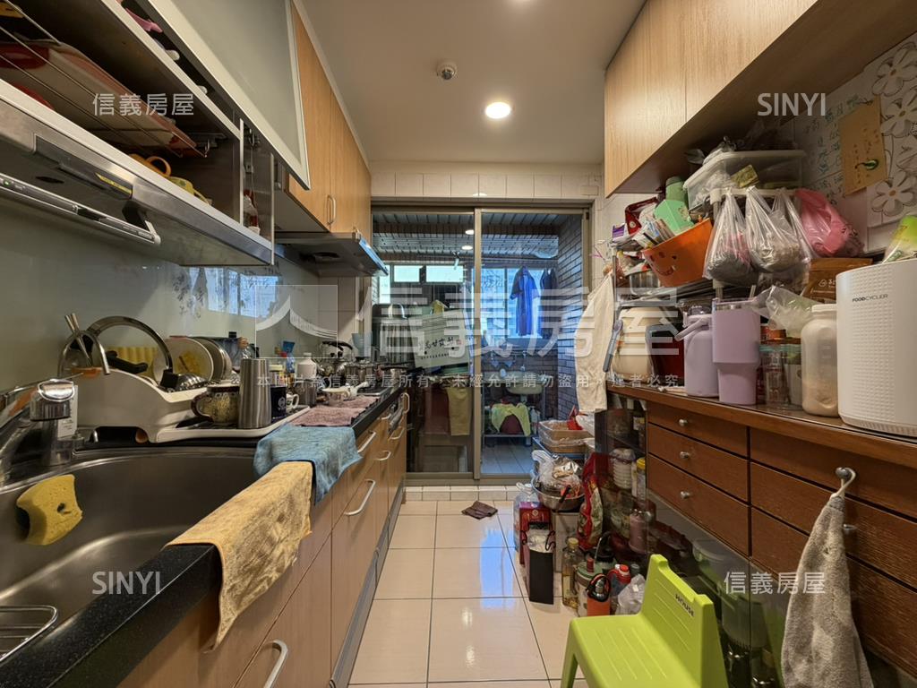 八期視野景觀戶附三平車房屋室內格局與周邊環境