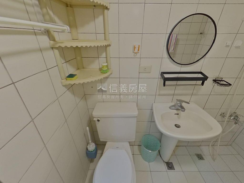 勇建通商近逢甲精美大套房房屋室內格局與周邊環境