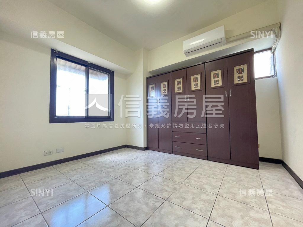 中原家樂福電梯大三房房屋室內格局與周邊環境