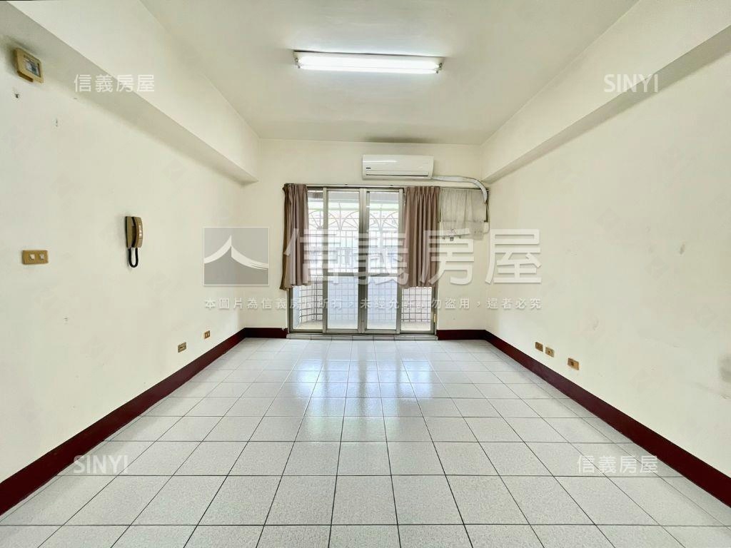 山明社區稀有釋出亮美三房房屋室內格局與周邊環境