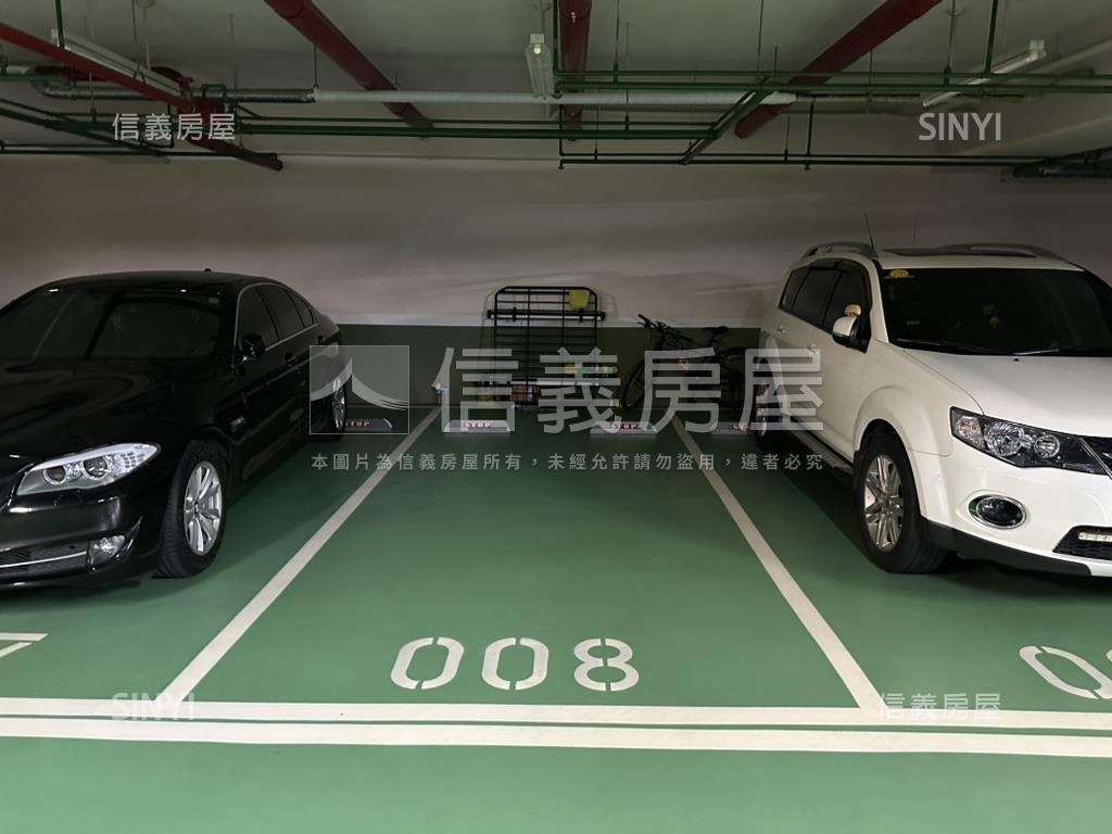 專任仰德珍寶景觀四房車位房屋室內格局與周邊環境