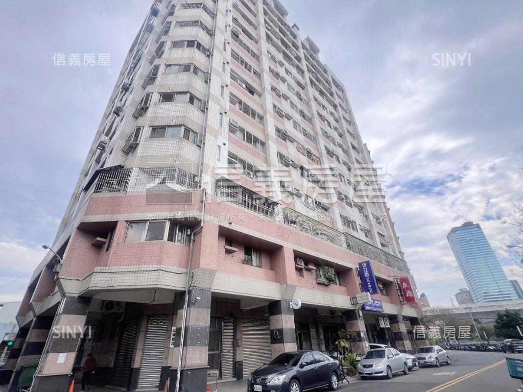採光面柳川大面寬角間店面房屋室內格局與周邊環境