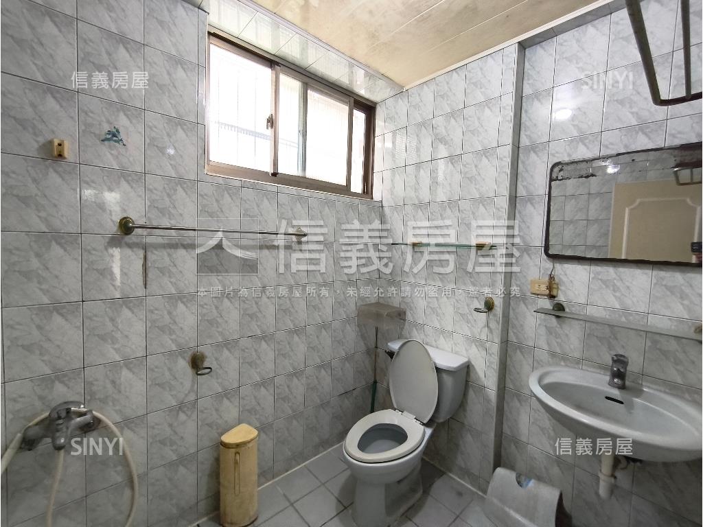 五甲中崙質感美墅房屋室內格局與周邊環境
