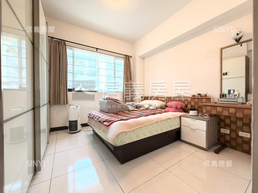 太子庭院方正高樓三房平車房屋室內格局與周邊環境