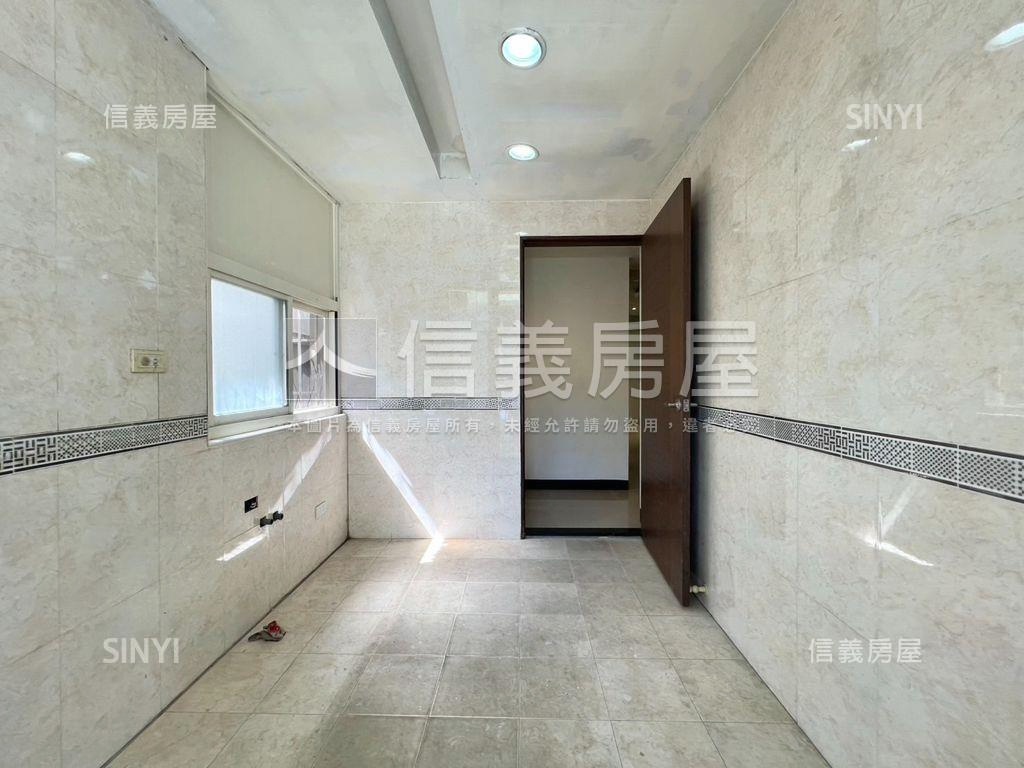 秀朗橋漂亮三樓房屋室內格局與周邊環境