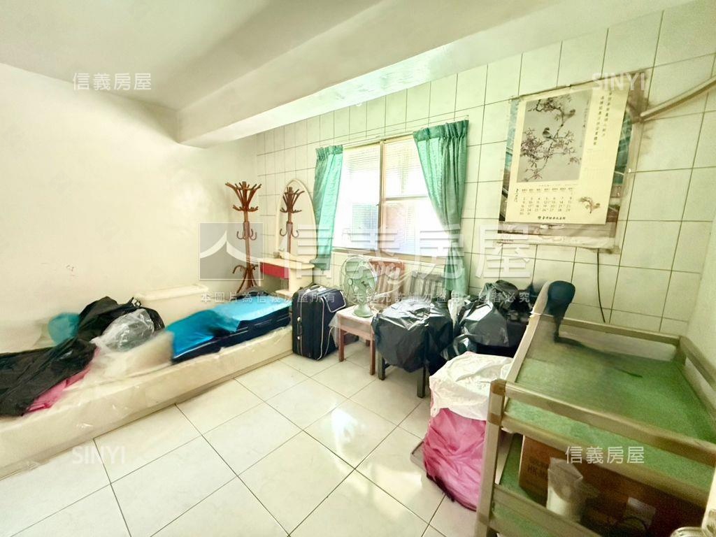 小資救星五甲低總價透天房屋室內格局與周邊環境