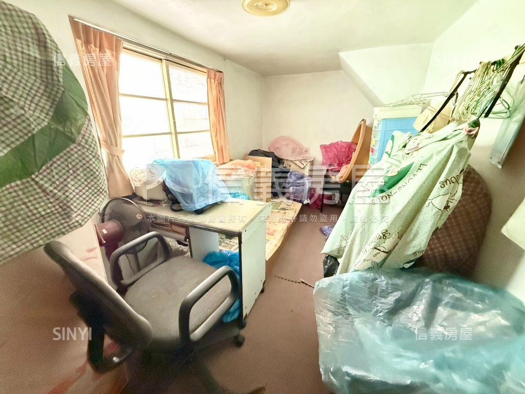 小資救星五甲低總價透天房屋室內格局與周邊環境