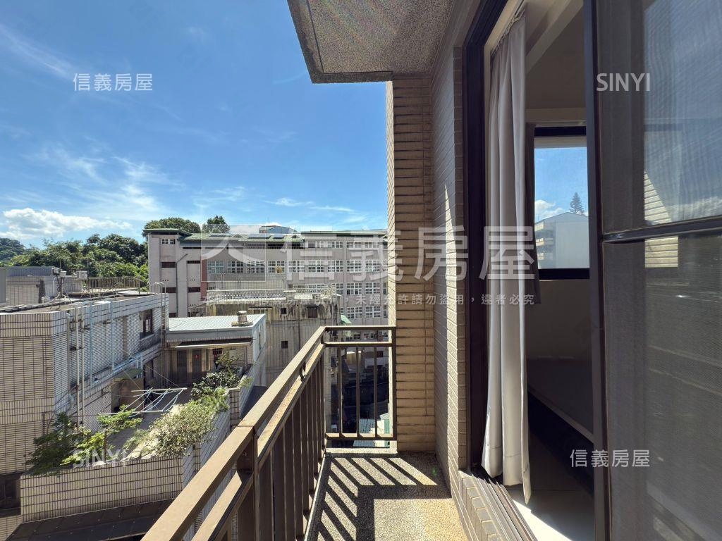 寶時捷明亮４房坡平車位房屋室內格局與周邊環境