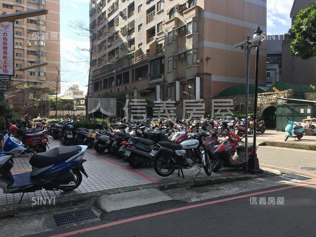 近中興大學優質店面房屋室內格局與周邊環境