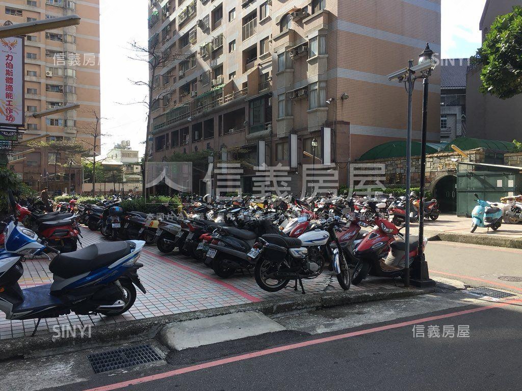 近中興大學優質店面房屋室內格局與周邊環境