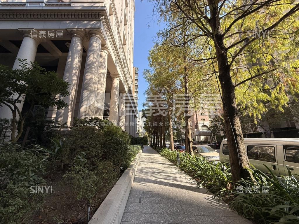 聯聚理仁奢華典藏房屋室內格局與周邊環境