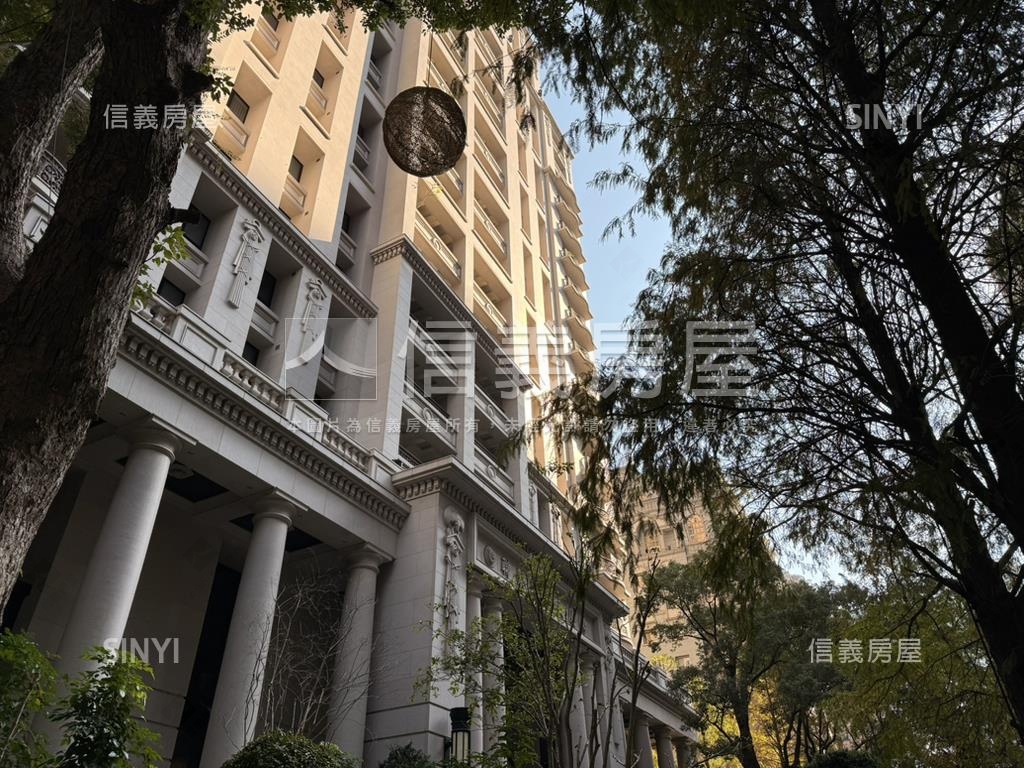 聯聚理仁奢華典藏房屋室內格局與周邊環境